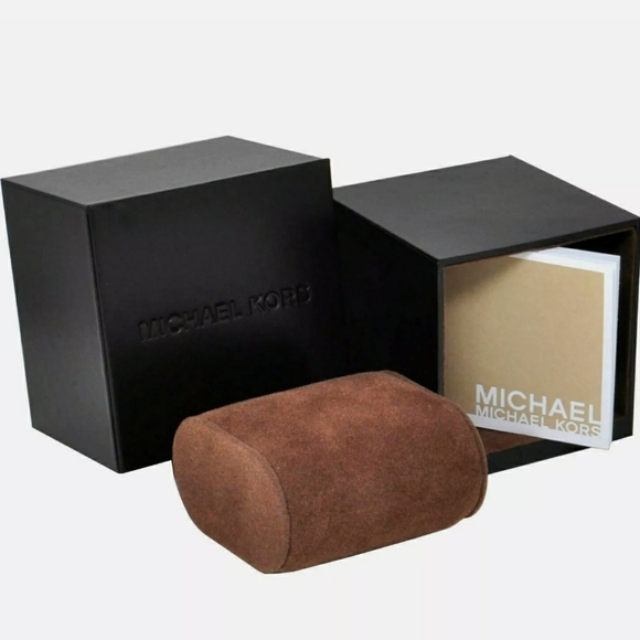 Micheal Kors Watch  #5593 - Picture 5 of 5